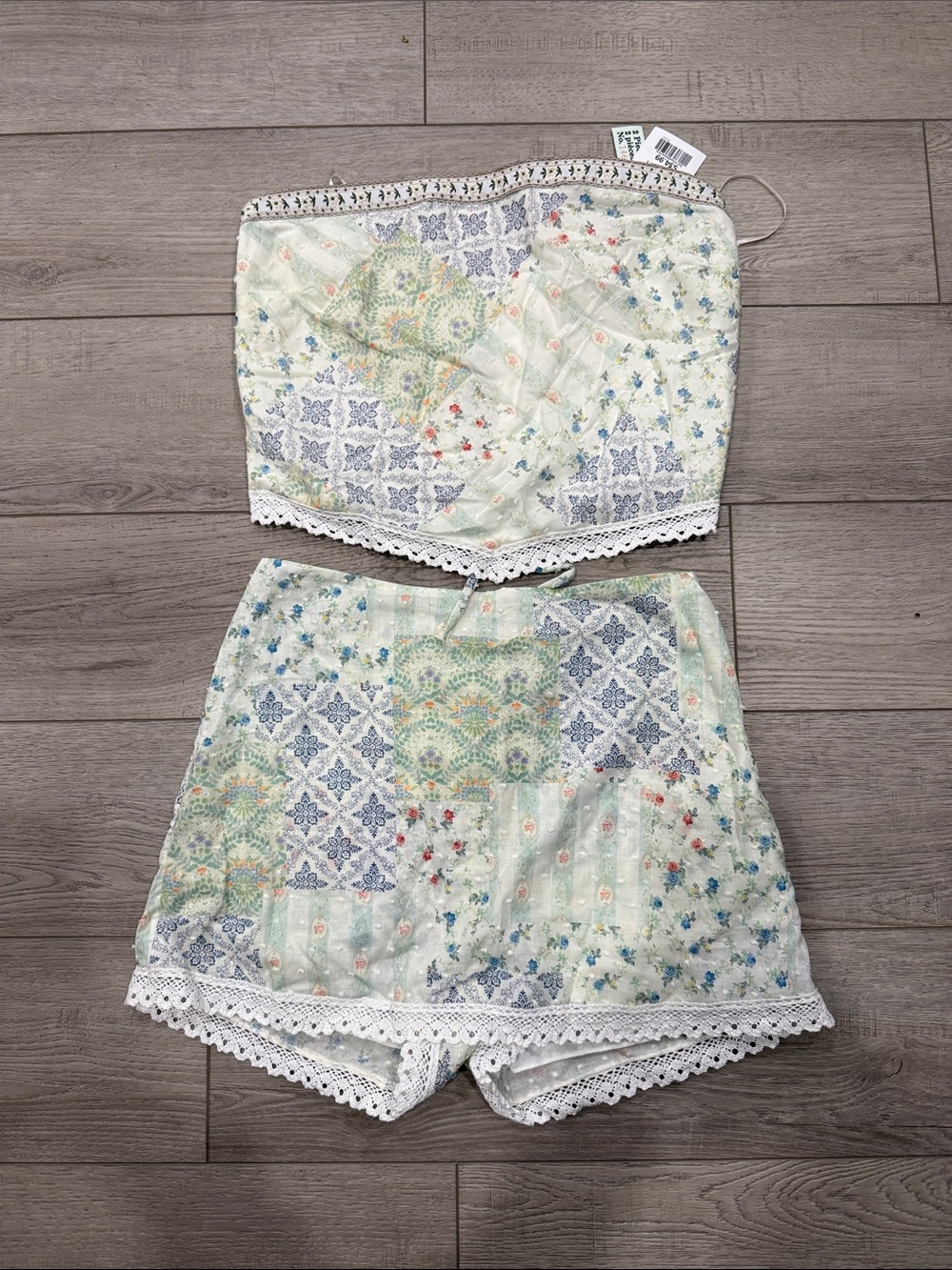 Two piece set BWNT